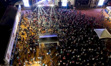 Rio Negro e Solimões animam o público na primeira noite da Exponovo em Novo São Joaquim