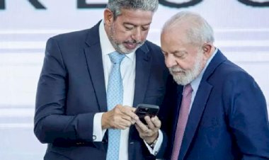 Lira e Lula se reúnem no Alvorada em meio a bloqueio de emendas