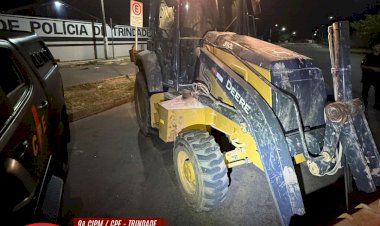 Retroescavadeira furtada em Água Boa é recuperada em operação conjunta entre polícias de MT e GO