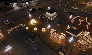 Noite de Luzes reúne famílias e emociona público em Campinápolis; vídeo