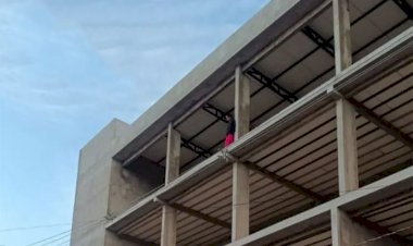 A​dolescente de 14 anos ameaça se jogar de prédio e é impedida por morador em Confresa (MT)