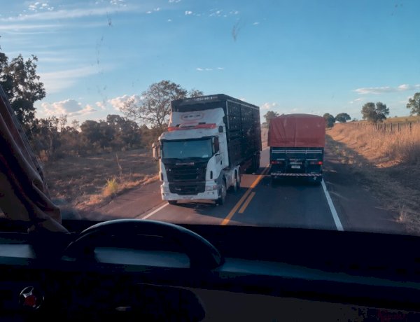 Confusão na BR-158: Motorista de ônibus e carreteiro protagonizam perseguição e pânico no Araguaia