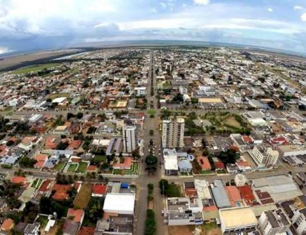 Cidade em MT lança megaconcurso com salários de até R$ 16,3 mil