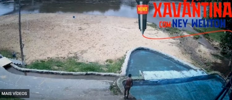 Homem é flagrado tomando banho nu em cartão postal de Nova Xavantina