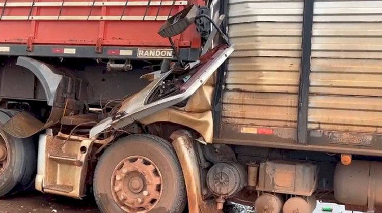 Grave acidente na MT-020 mata motorista e deixa feridos na tarde desta quarta (27) em Canarana
