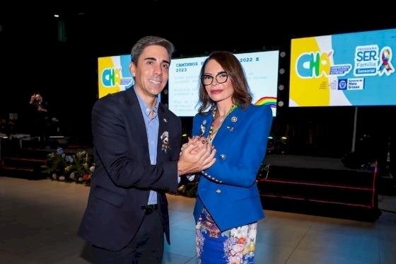 Primeira-dama de MT participa de entregas e assinatura na Seduc, além de lançamento de novo programa social especial para Educação
