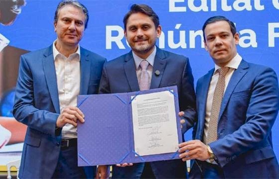 Governo Federal lança edital de R$ 1,2 bilhão para levar internet para até 20 mil escolas