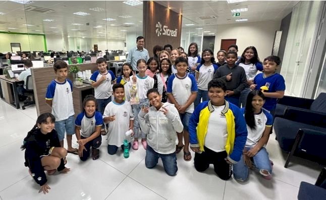 Alunos do 5º ano da Escola Municipal Pioneiros de Canarana realizam “Expedição Investigativa” na Sede da Sicredi Araxingu