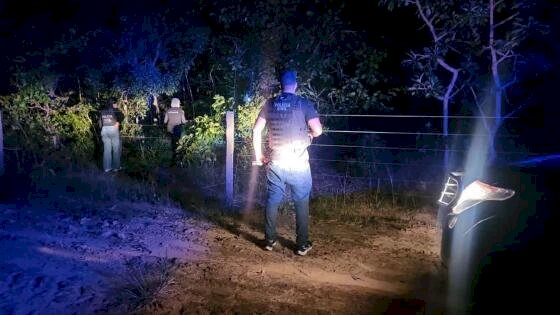 Polícia prende homem que matou colega de moradia com botijão de gás em Água Boa