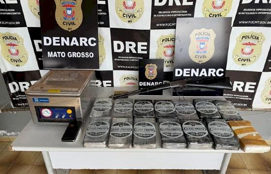Polícia Civil apreende 14 tabletes de cloridrato de cocaína enterrados em chácara e causa prejuízo de R$ 435 mil às facções