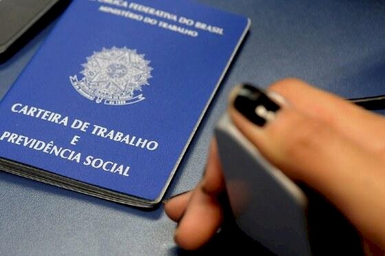MT tem menor desemprego da história do país em 2024, diz IBGE