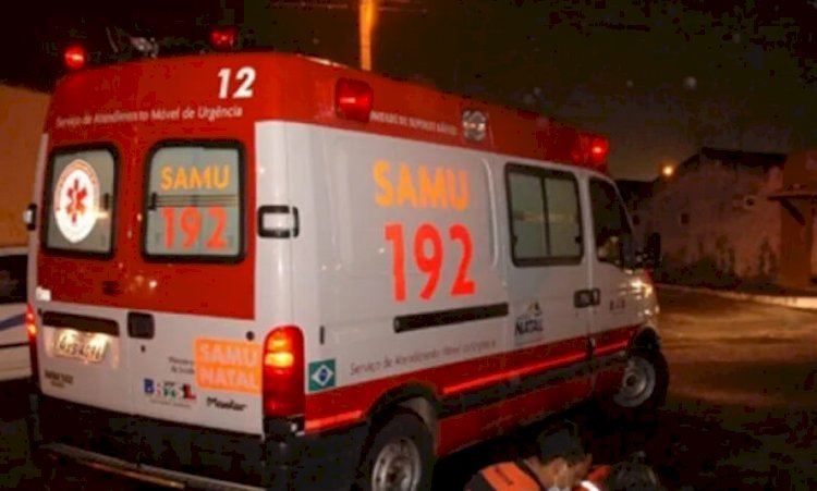 Casal sai para comprar cerveja e marido joga mulher de carro em movimento