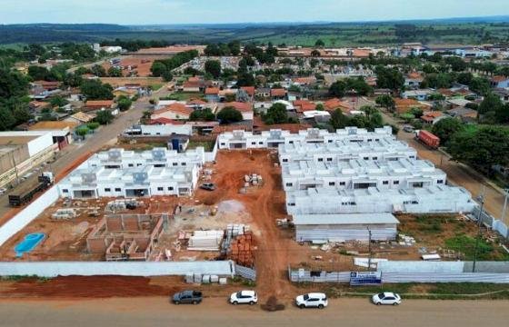 Condomínio público é construído para moradia exclusiva de idosos em MT
