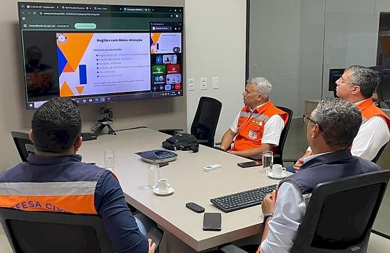 Defesa Civil do Estado reforça alerta de chuvas intensas a coordenadores municipais