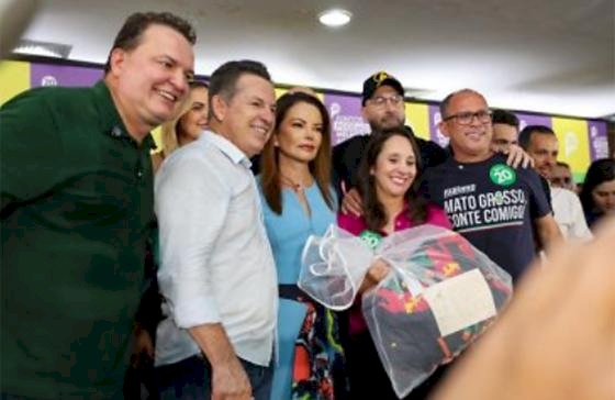 Podemos articula filiação da primeira-dama de Mato Grosso, Virginia Mendes