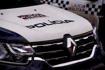 Polícia Militar apreende 490 tabletes de skunk avaliados em R$ 1 milhão e prende quatro suspeitos